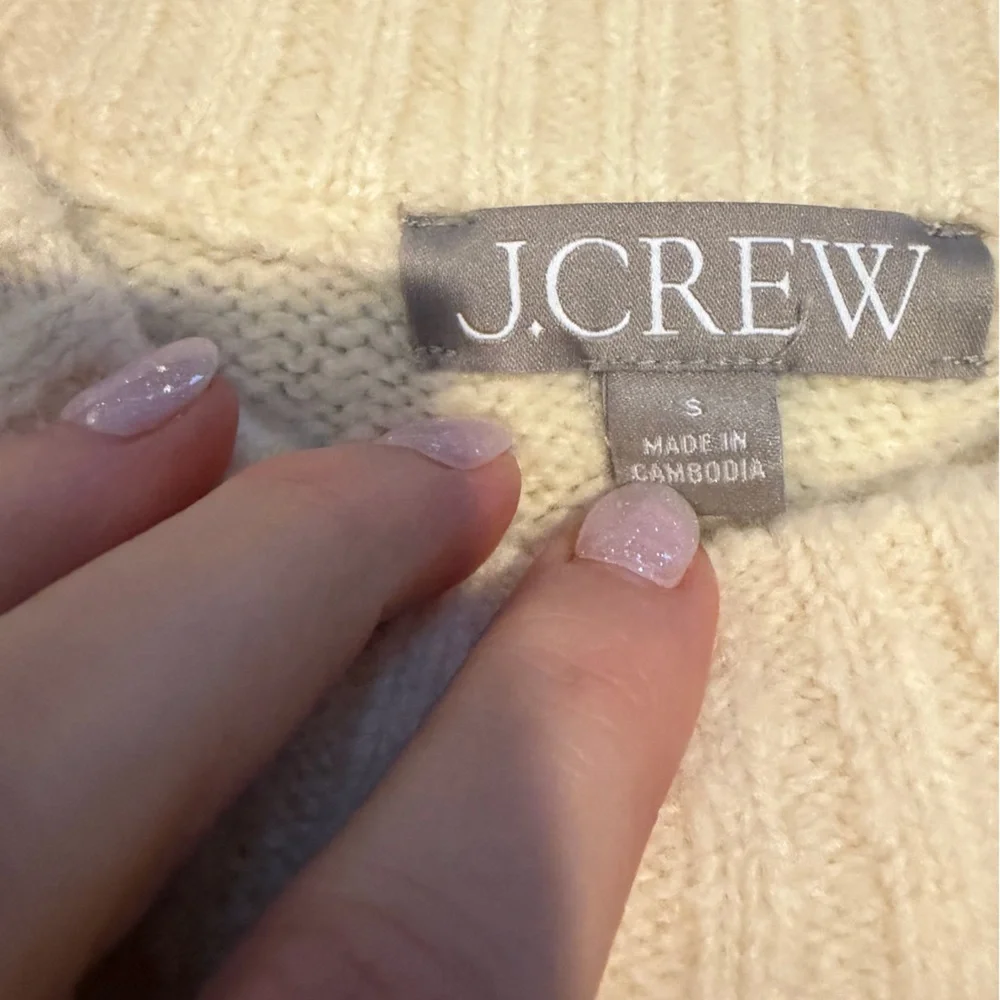 J.‎ Crew Relaxed Crewneck Pullover in Bow Print Merino Wool Blend Size Small
